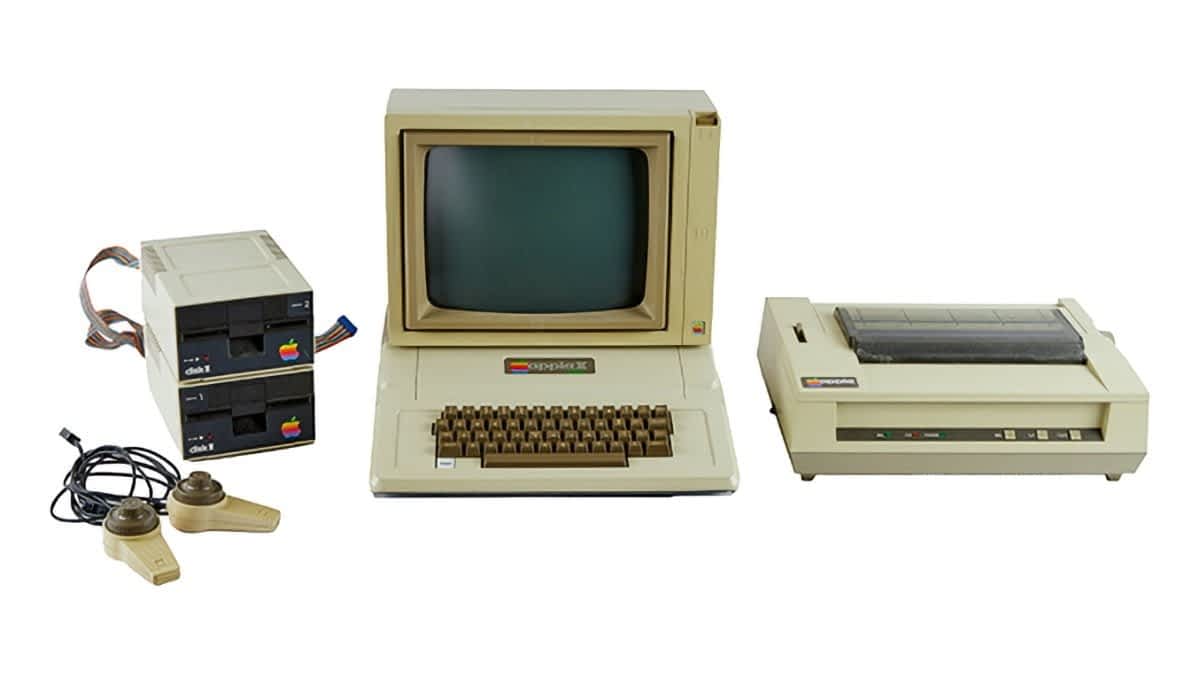 大规模拍卖会即将举行 几乎所有的苹果古董计算机产品都有出售